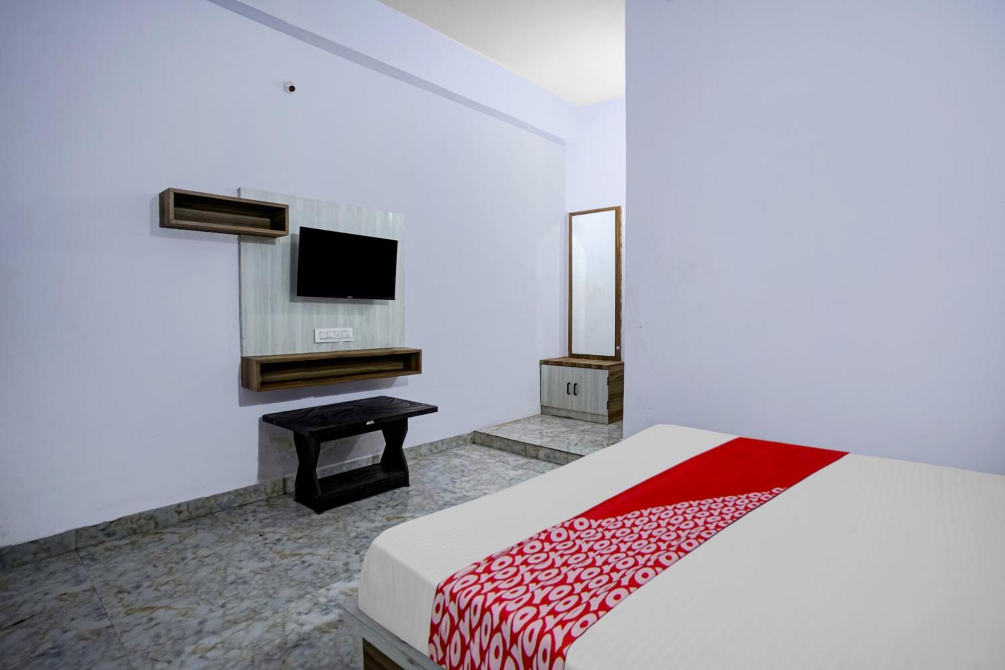 ראנצ'י Oyo Flagship Hotel Ashok Vatika Banquet Hall מראה חיצוני תמונה